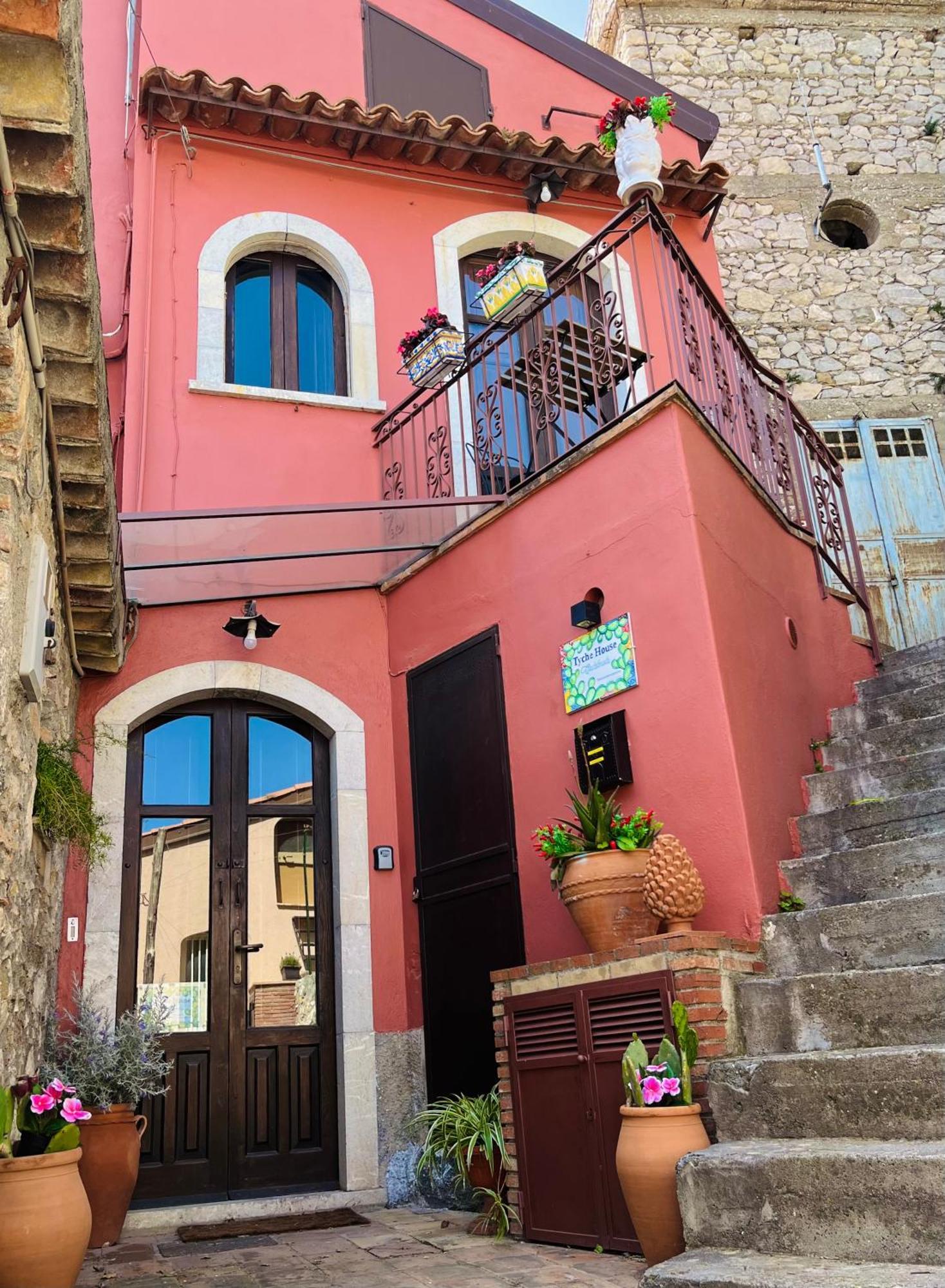 Appartement Tyche House Castelmola Extérieur photo